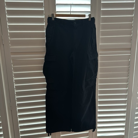 Aritzia - TNA Supply Cargo Pants - Picture 5 of 5